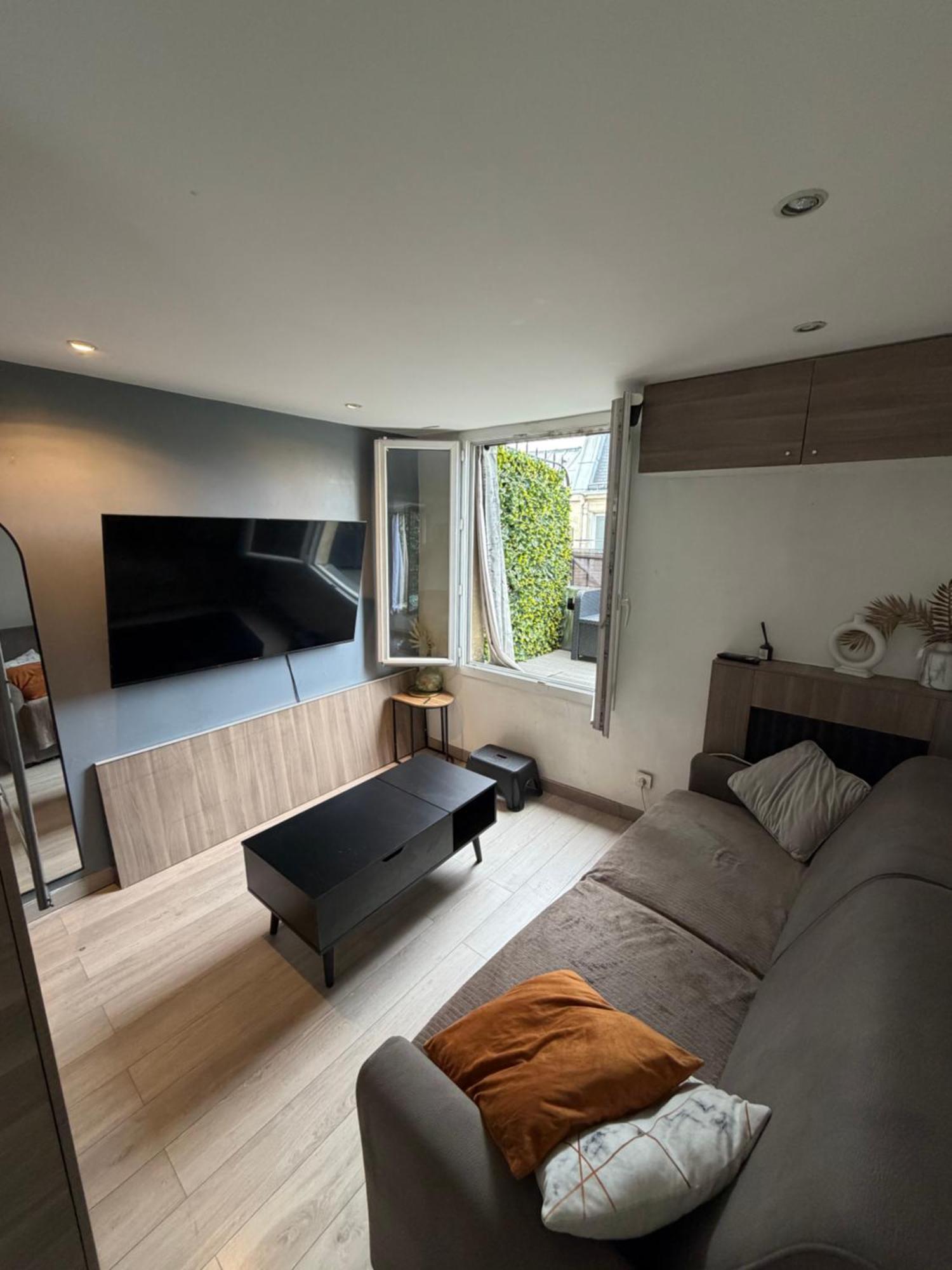 Cosy 8 Avec Terrasse Parigi